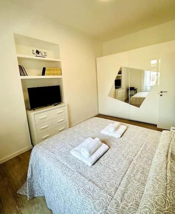 Termini/S.Giovanni Sweet Apartment - Metro A/B Rome